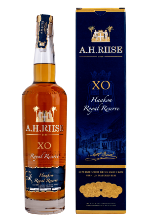 A. H. Riise XO Haakon Royal Reserve v Kartóne