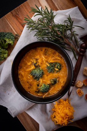 Broccoli - Cheddar s Krutónmi