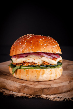 Halloumi Burger