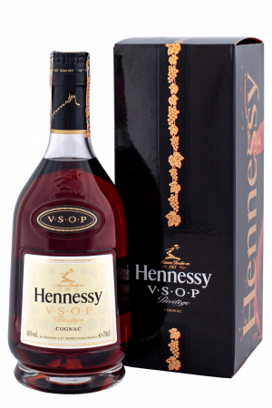 Hennessy V.S.O.P. v Kartóne