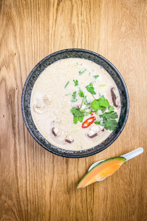 Kokosová TOM KHA TOFU /veľká/